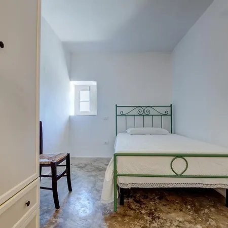 Apartment Il Giardino Del Mandarino House Montalbano (Apulia)