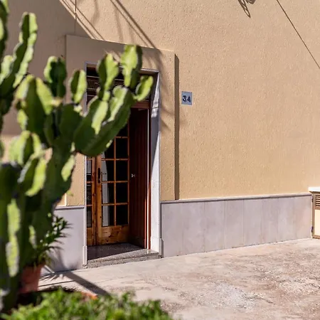 Il Giardino Del Mandarino House Apartment